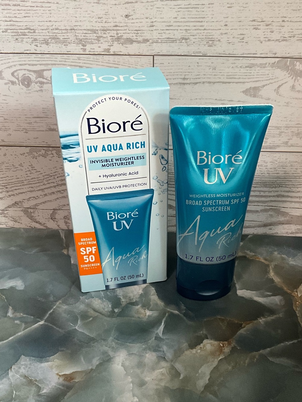Biore UV Aqua Rich Weightless Moisturizer SPF 50 new